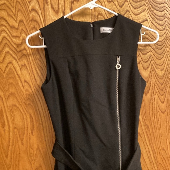 Calvin Klein classy fitted sheath dress - Picture 2 of 9